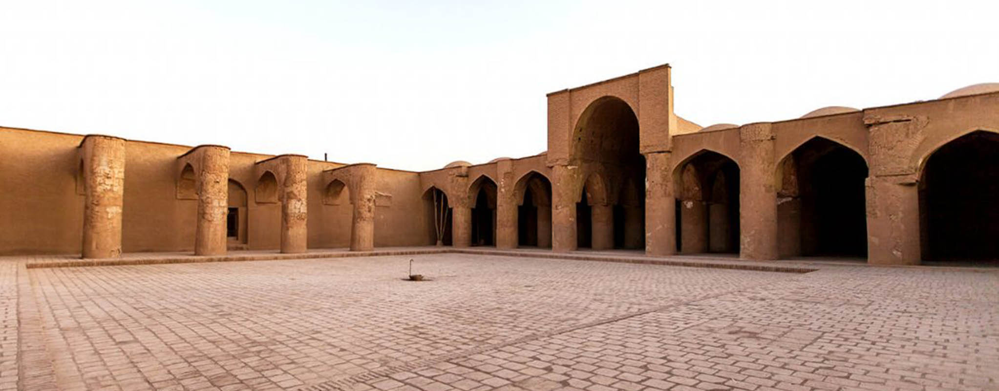 Tarikhane Mosque 1